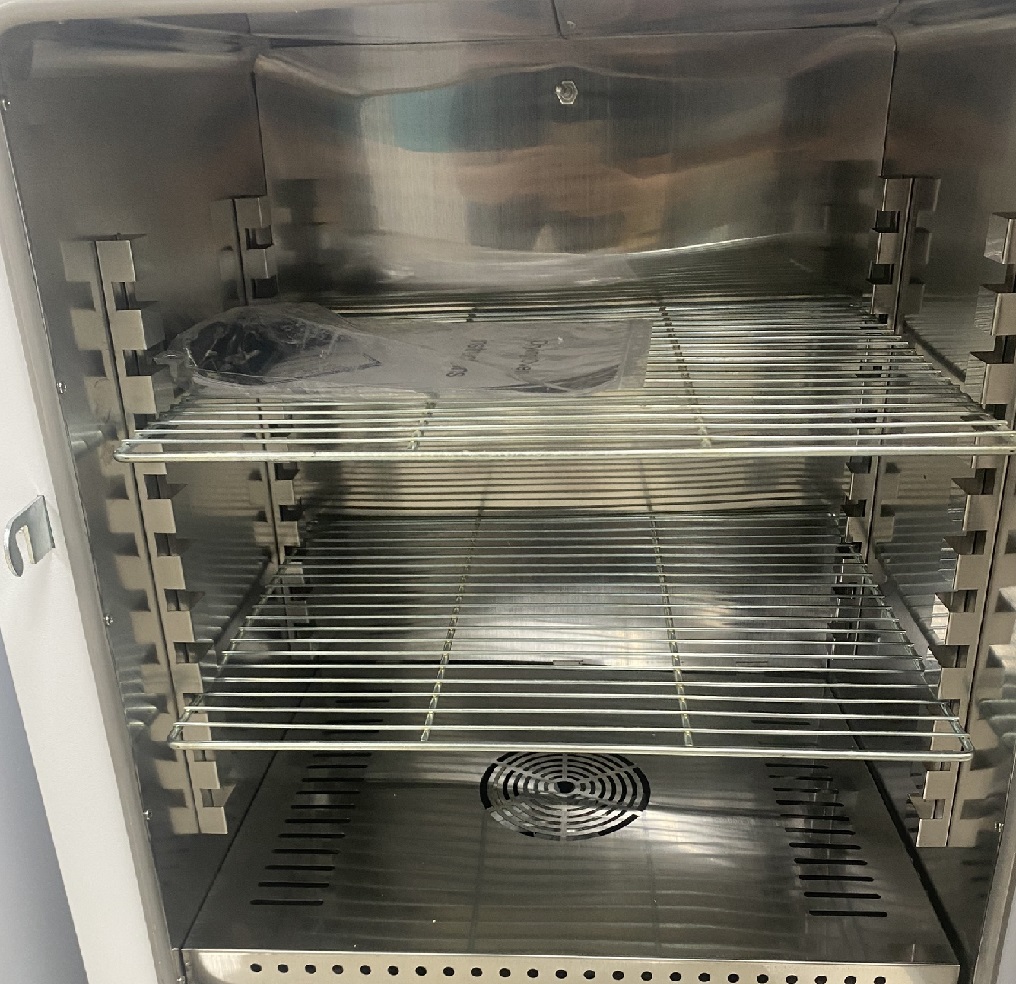 Buồng tủ sấy 85 l&iacute;t WGL-85BE chế tạo từ Inox 304 