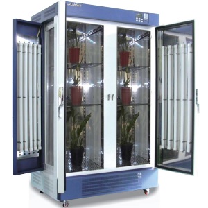 Tủ môi trường labtech 864 lít LGC-5301 - (nhiệt độ, độ ẩm, ánh sáng)